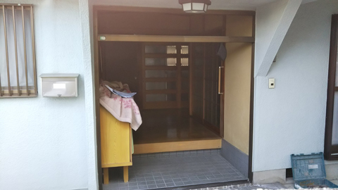 玄関サッシ取替え