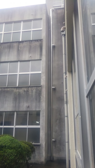堺市中学校 配管ラッキング保温工事